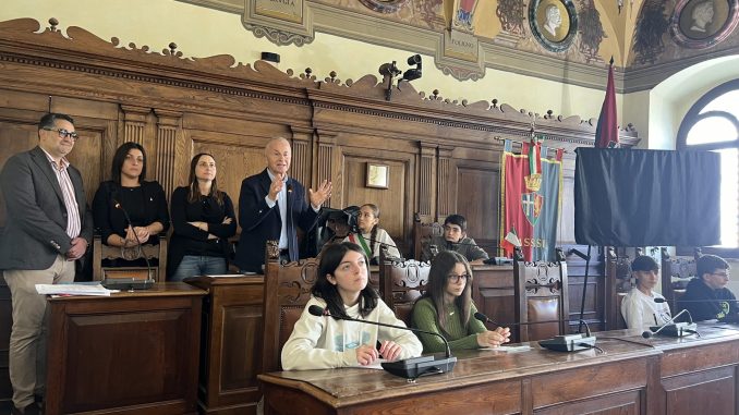Ragazzi di Assisi rinnovano il consiglio per il 2026