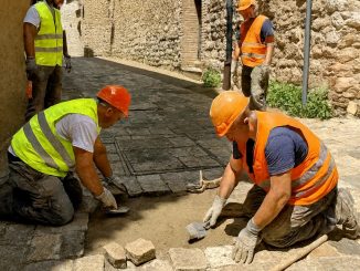 Assisi avvia interventi per rigenerare pavimentazioni storiche