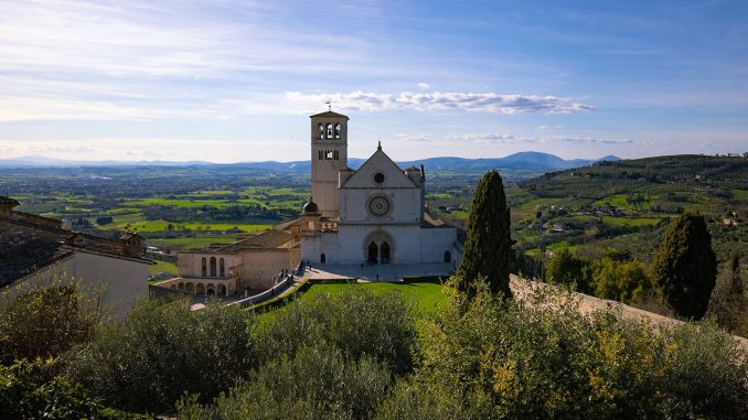 Celebrazioni storiche del 2026: approvata legge regionale per Assisi