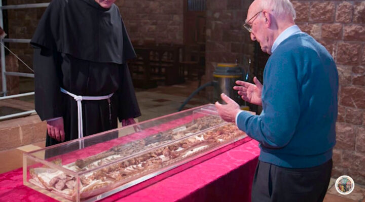 Ostensione San Francesco [Video]: Assisi riabbraccia il suo Patrono
