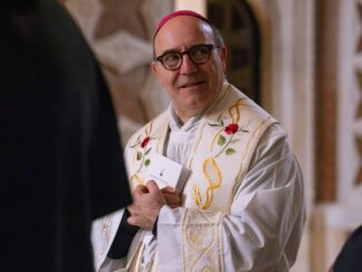 Accrocca entra ad Assisi: sei soste prima del grande rito