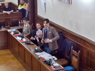 Fasulo attacca il sindaco: “Buchi e rattoppi, fallimento dell’amministrazione”
