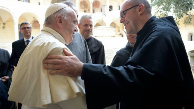 Papa Francesco scuote ancora Assisi con la sua eredità viva