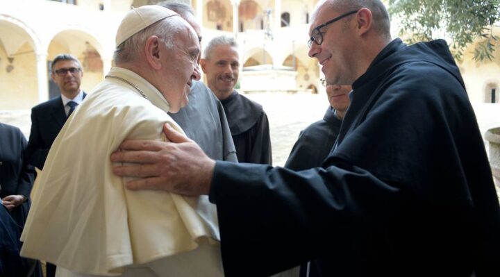 Papa Francesco scuote ancora Assisi con la sua eredità viva