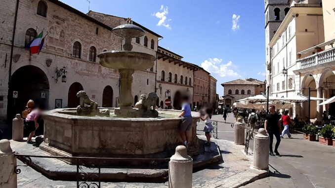 Art Bonus celebra la rinascita della Fonte di Piazza