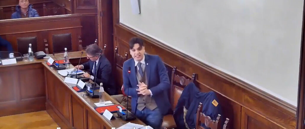 Cantieri fermi scuotono Assisi il caso della nuova struttura