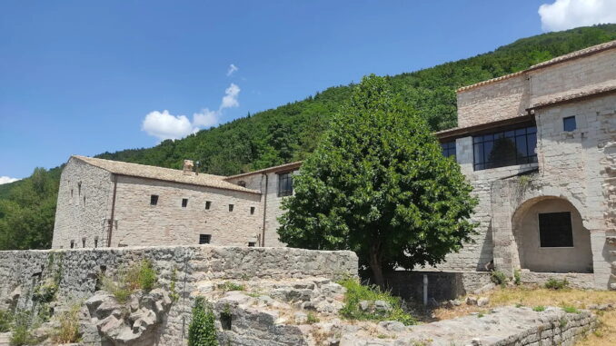 Restauro Abbazia San Benedetto Subasio apre il 2 giugno