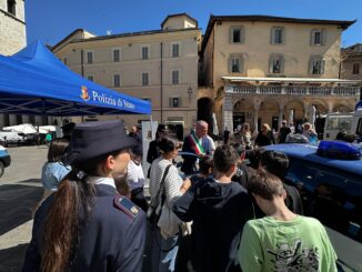 Bambini scomparsi: la Polizia di Stato scende in piazza